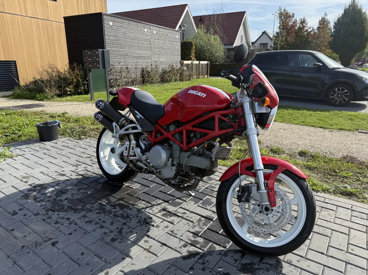 Ducati Monster S2R