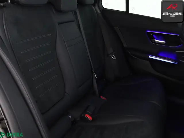 Mercedes-Benz 300 view 11