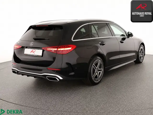 Mercedes-Benz 300 view 5