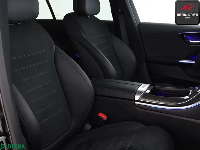 Mercedes-Benz 300 view 10