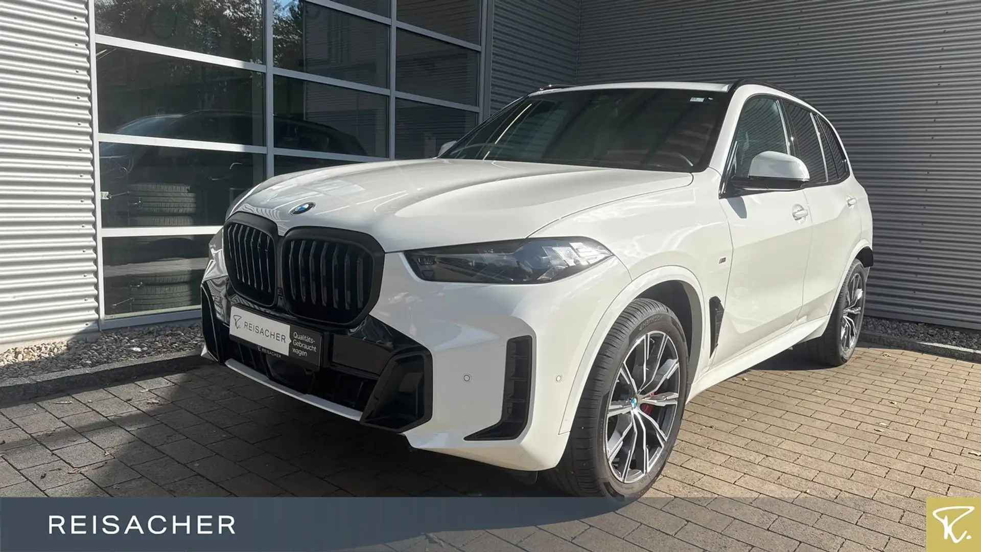 BMW X5 xDrive30d M-Sport HUD 360° adLED AHK 20"LM Weiß - 1