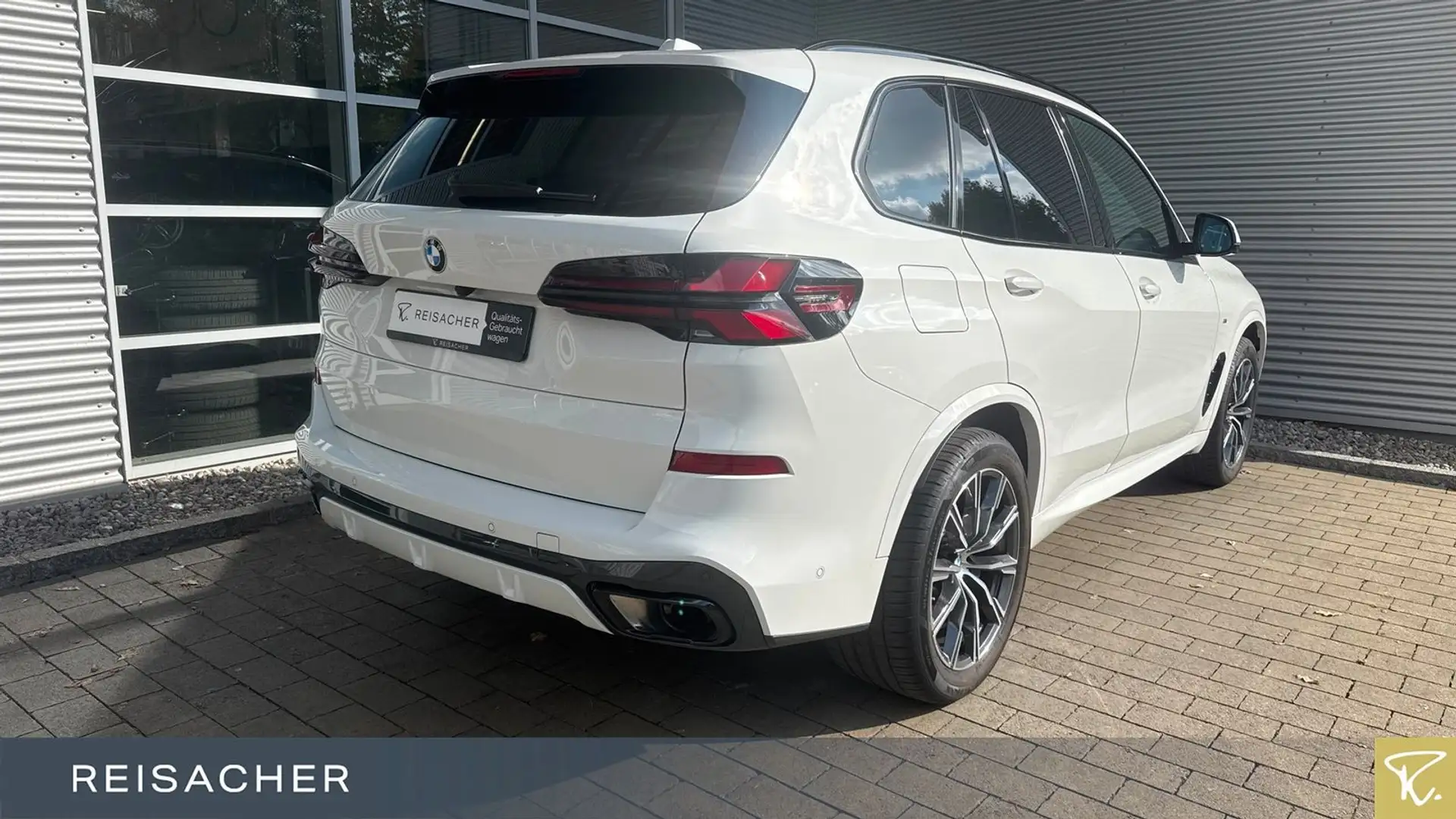 BMW X5 xDrive30d M-Sport HUD 360° adLED AHK 20"LM Weiß - 2