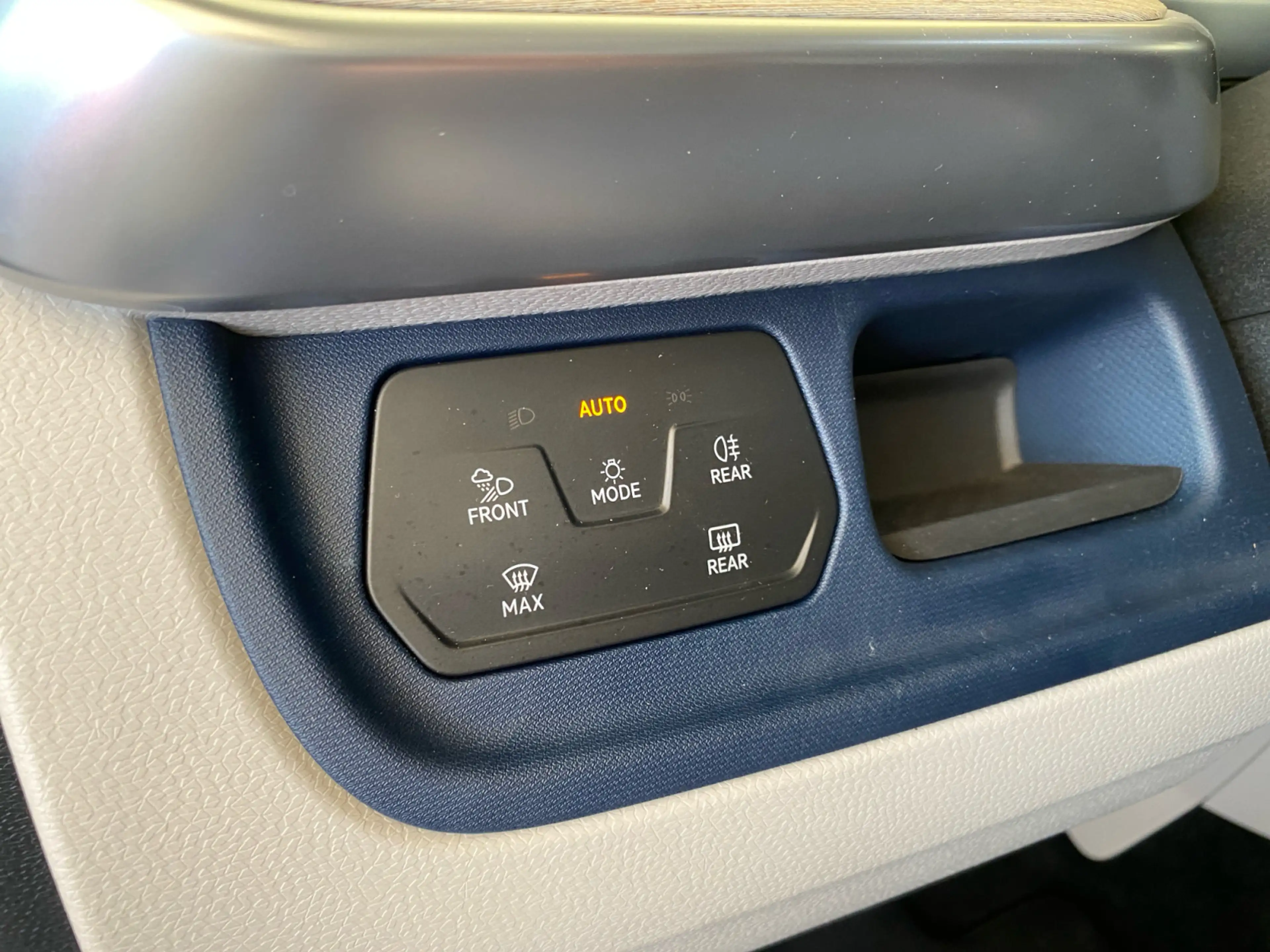Volkswagen ID. Buzz ID.Buzz Pro KR 150KW 2-FARBIG EASY OPEN — photo 13