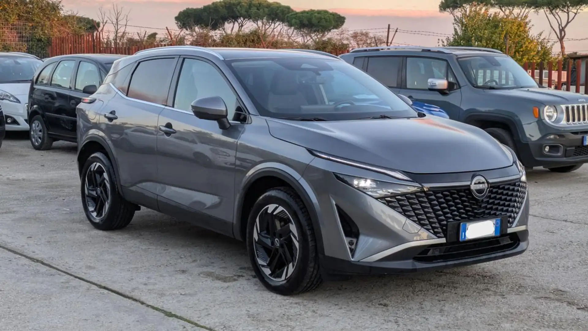 Nissan Qashqai HYBRID XTR 2WD 1.3cc 158cv Grigio - 2