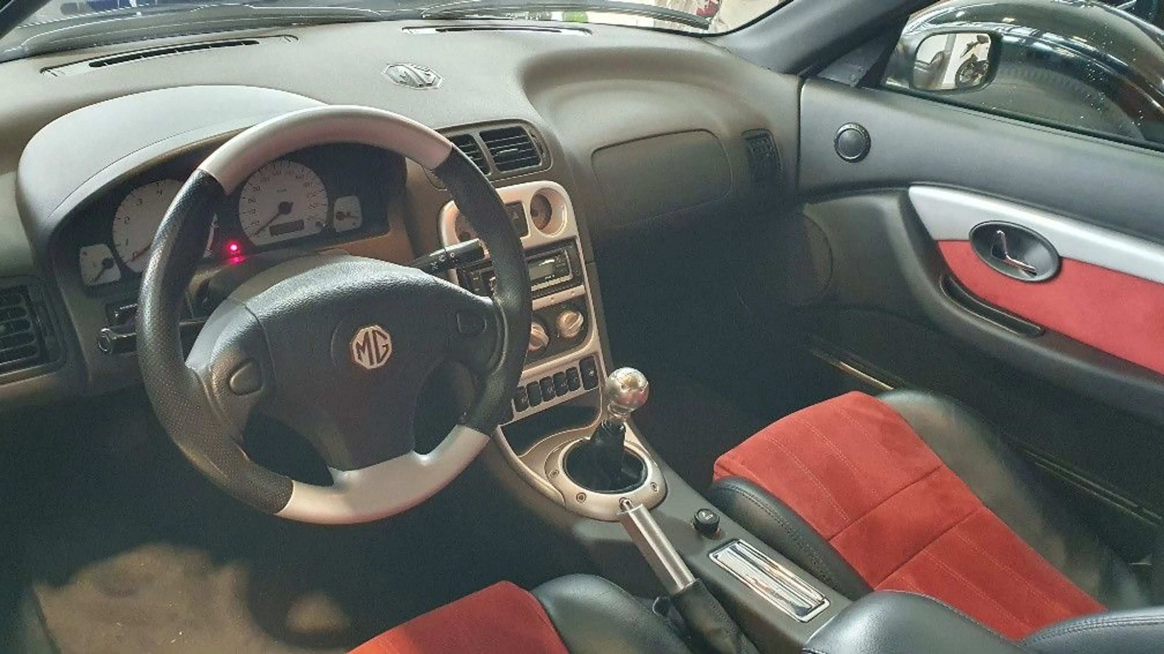 MG TF 80th Anniversary Rot Schwarz Top!!! Wenig KM — photo 12