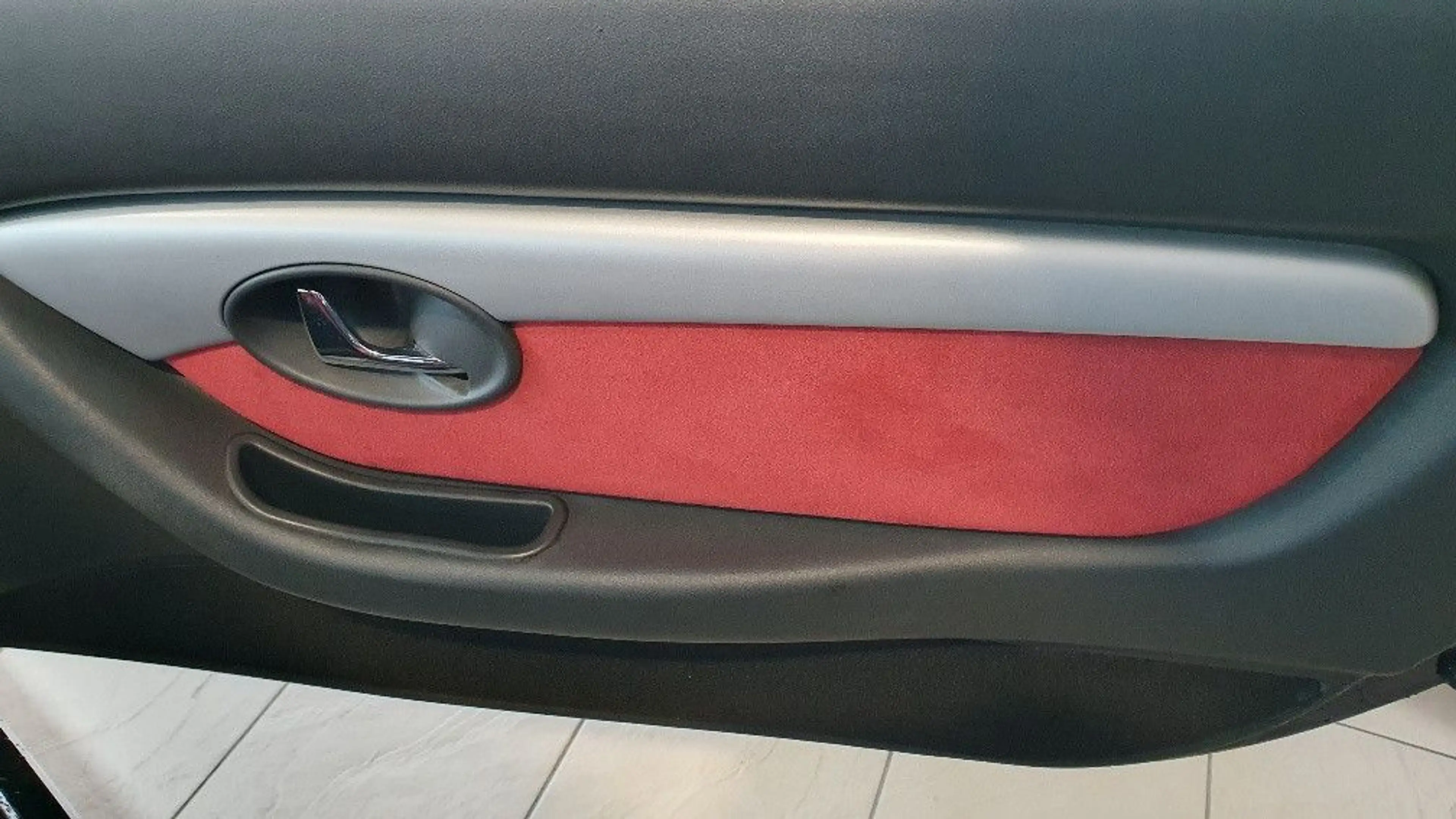 MG TF 80th Anniversary Rot Schwarz Top!!! Wenig KM — photo 9