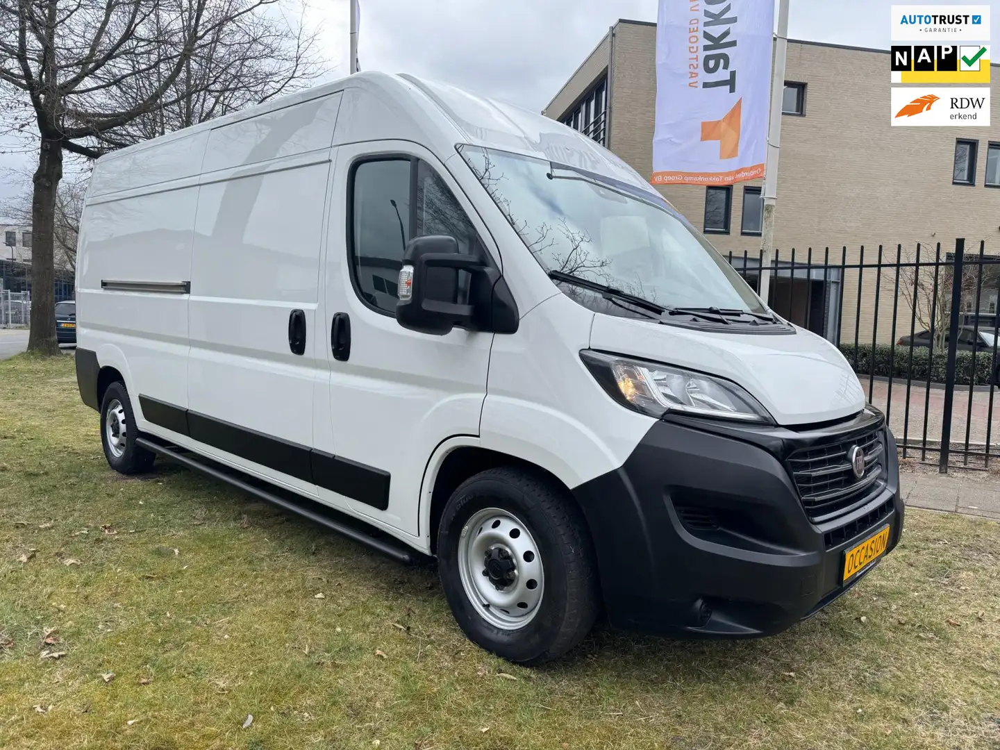 Fiat Ducato 35 2.3 MultiJet L4H2 2 x schuifdeur, airco, cruise Wit - 1