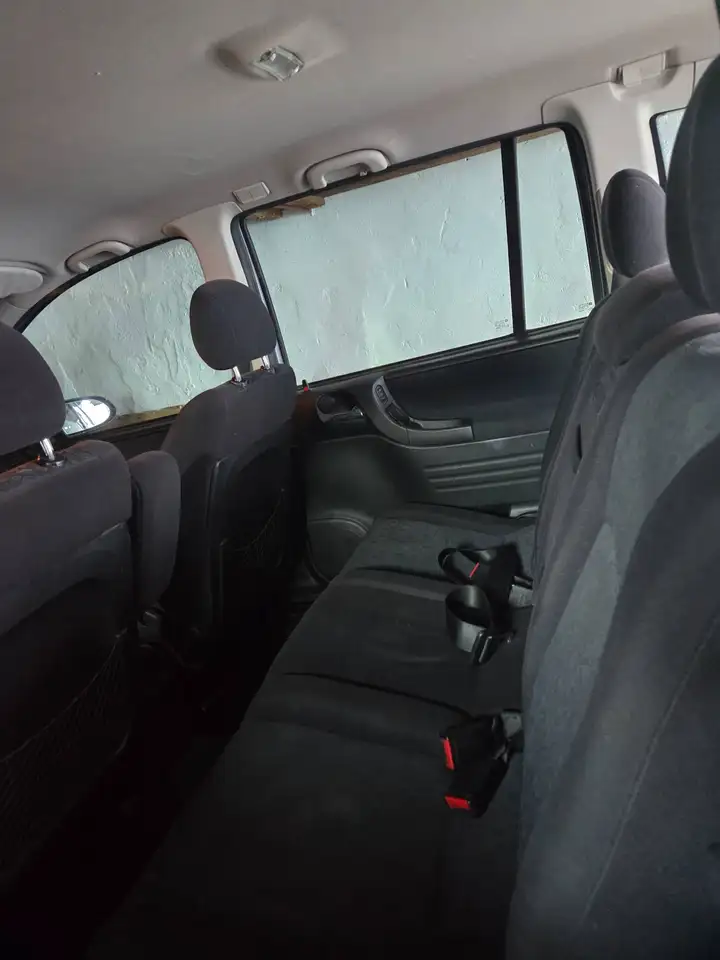 Opel Zafira 1.8 16V Elegance, foto 3