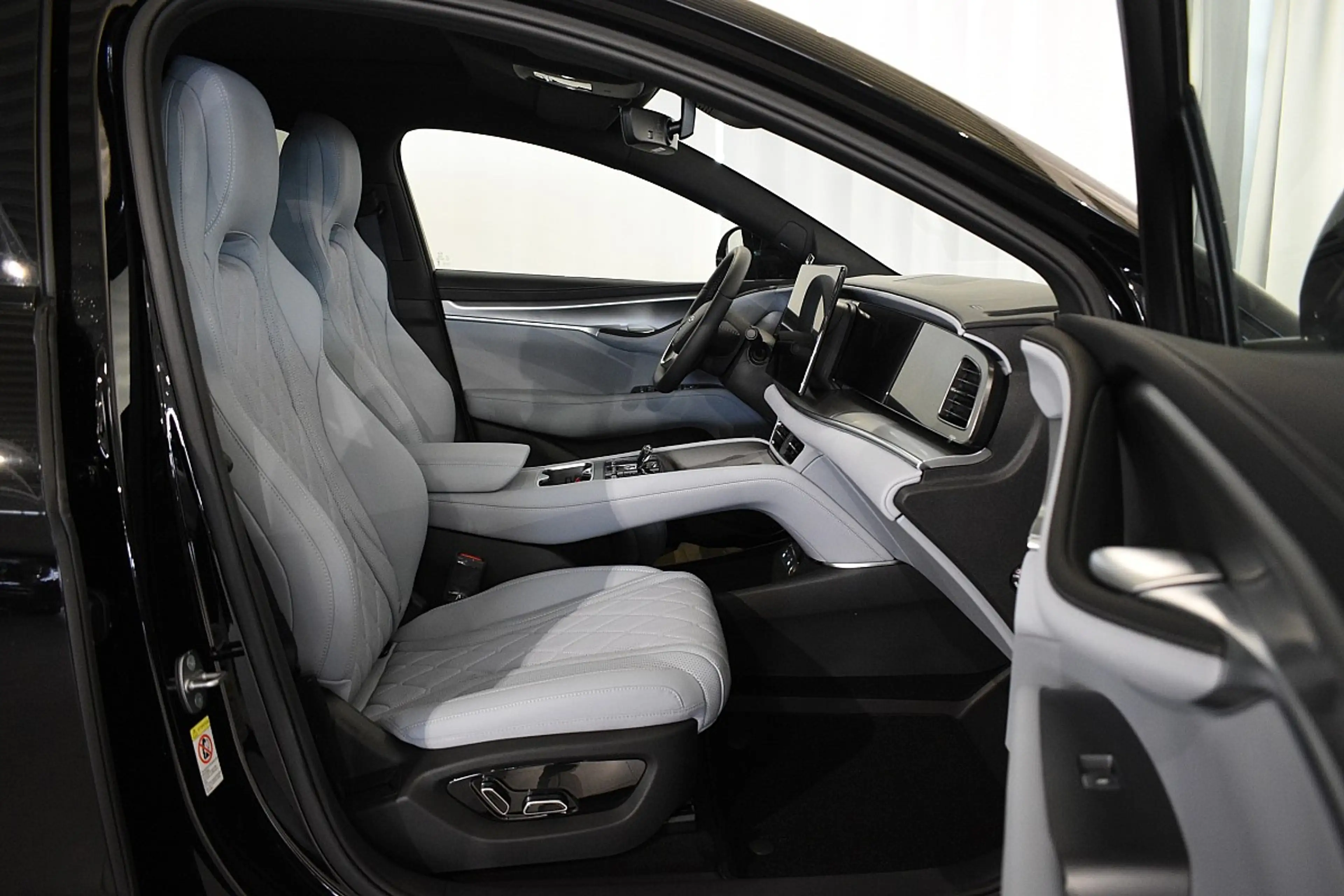 BYD Sealion 7 Excellence Österreich Paket 91.5 kWh AWD - Inne... — photo 13