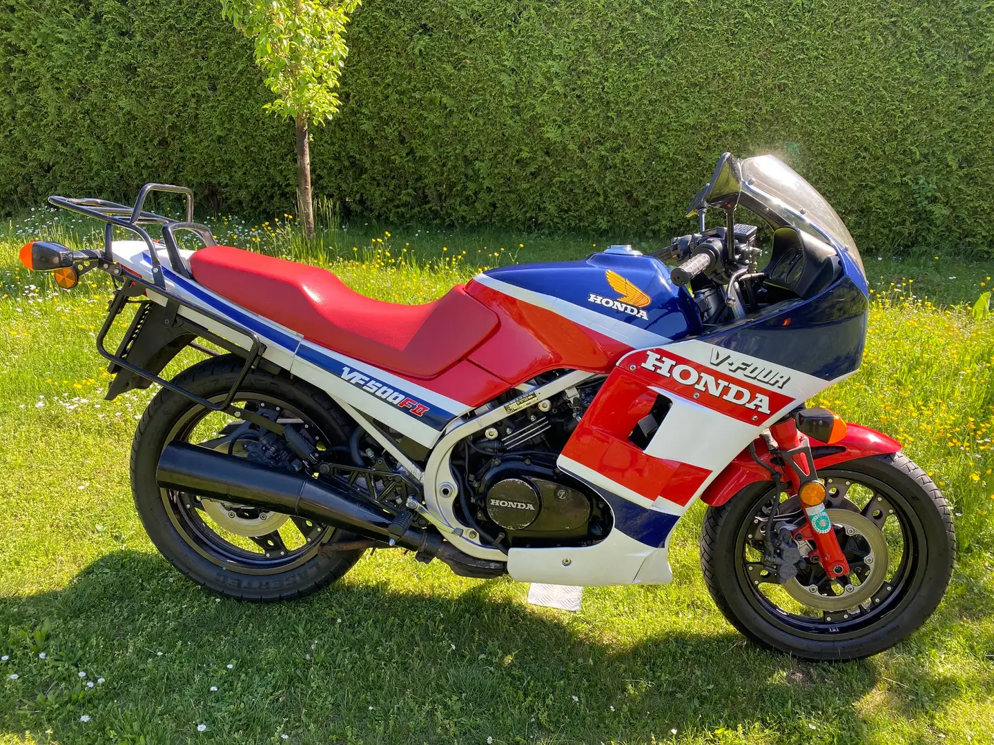 Honda VF 500 Supersport crvena - 1