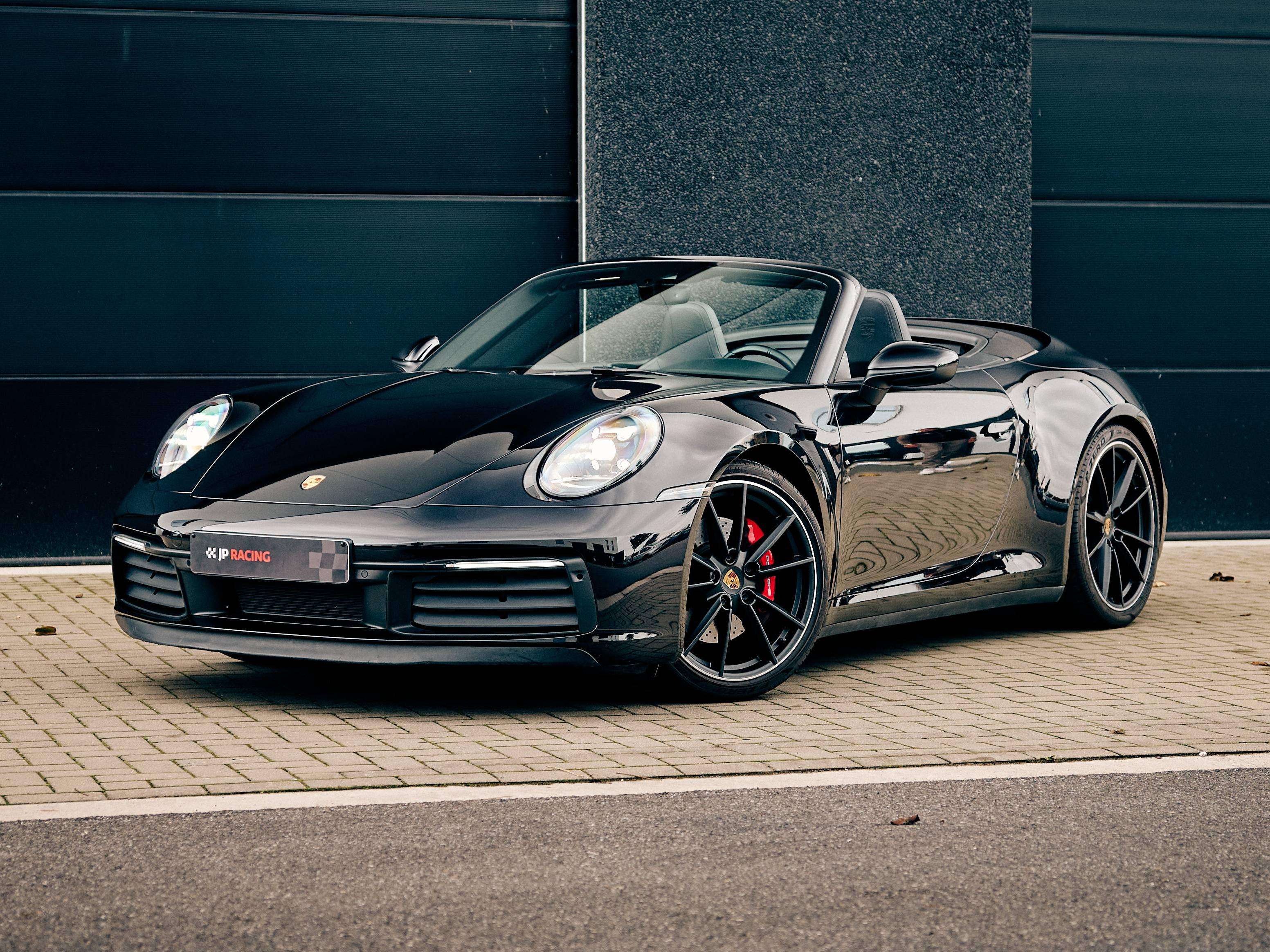Porsche 992