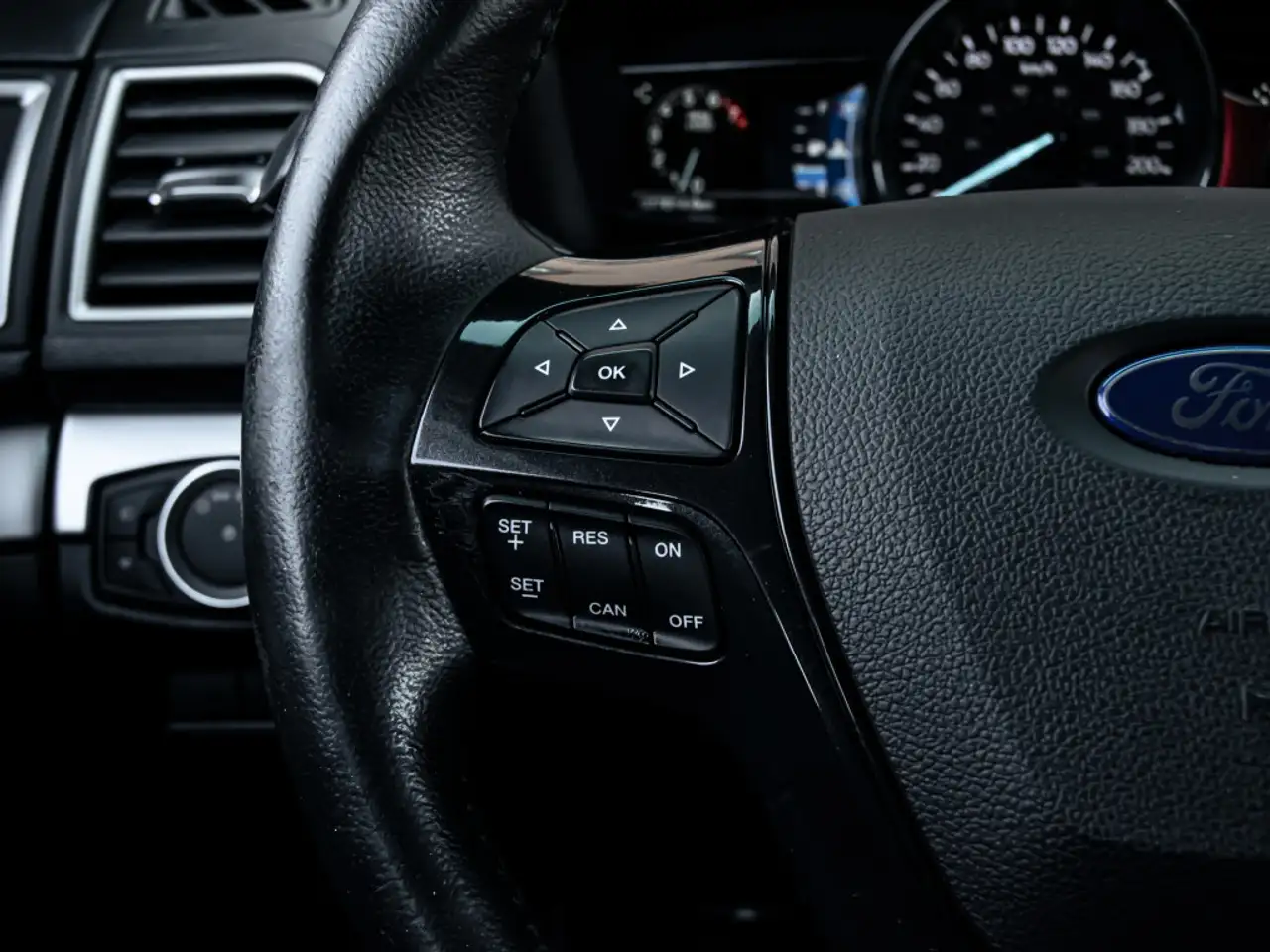 Ford Explorer fotografie Ford Explorer