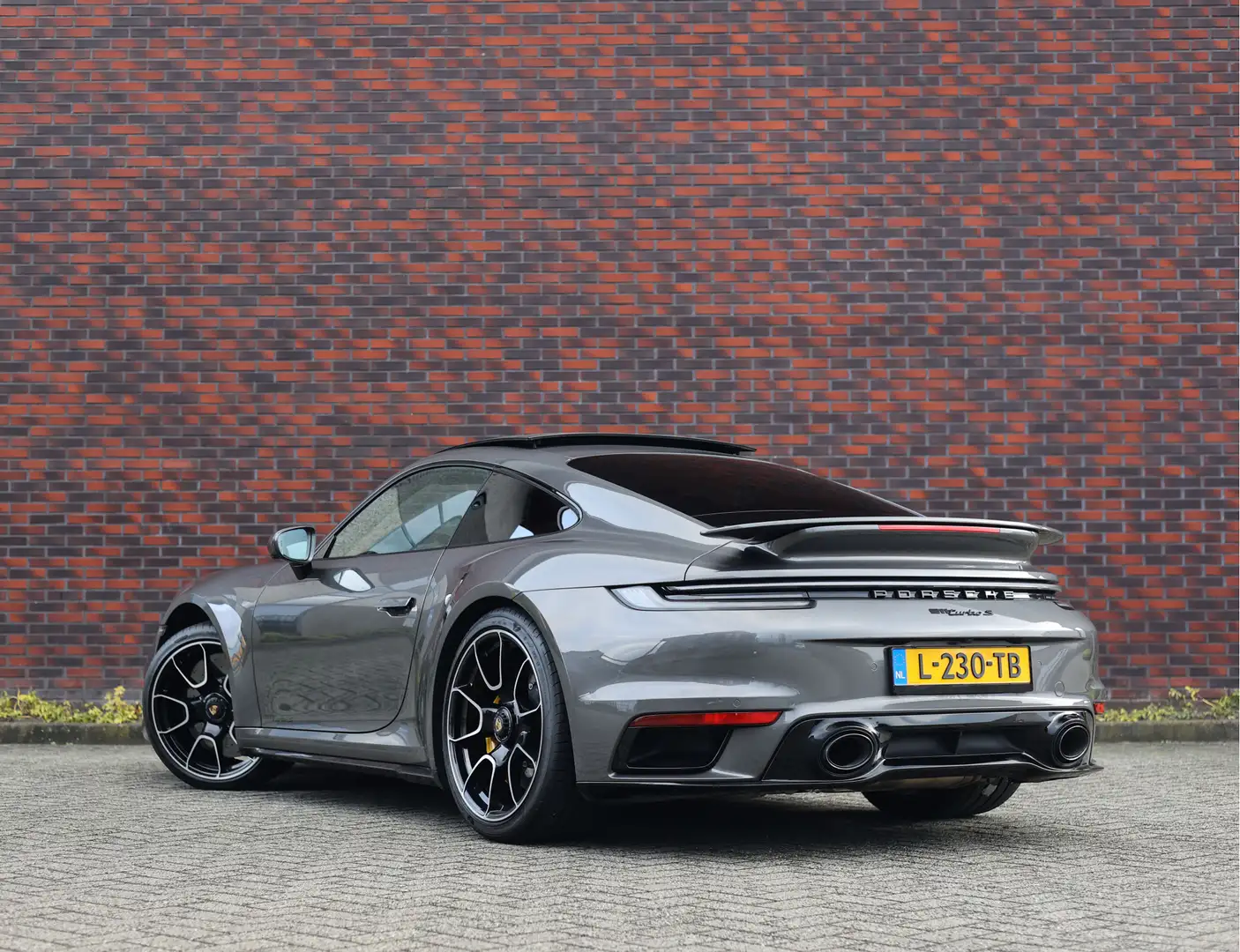 Porsche 992 3.8 Turbo S | Lift - Schuifdak - PDCC - Vierwielbe Grau - 2