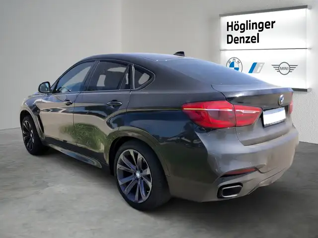 BMW X6 view 10