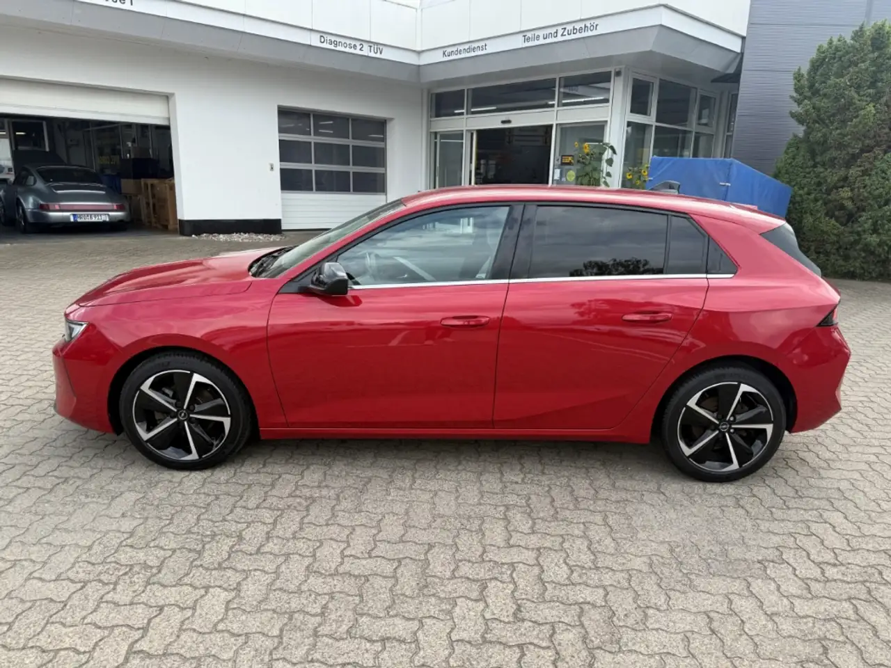 Opel Astra L Elegance SHZ+LHZ+Kamera, миниатюра 2
