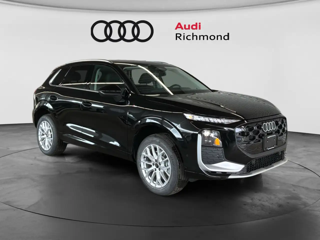 Audi Q3 снимка Audi Q3