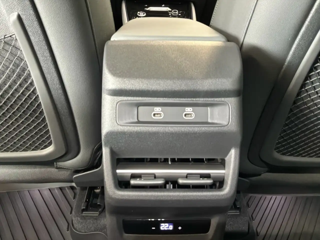 Audi Q3 снимка Audi Q3