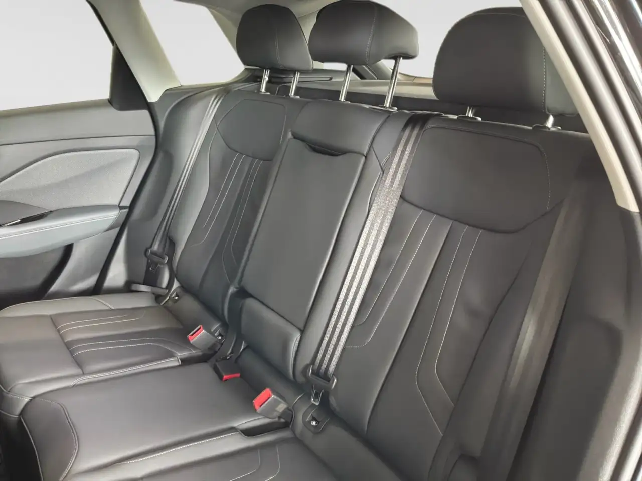 Audi Q3 снимка Audi Q3