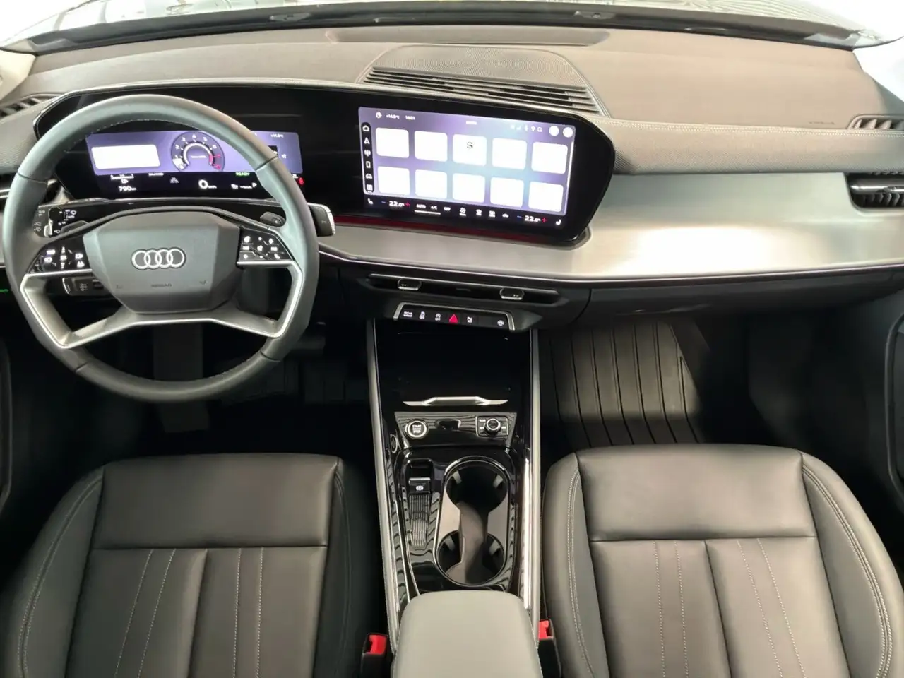 Audi Q3 снимка Audi Q3