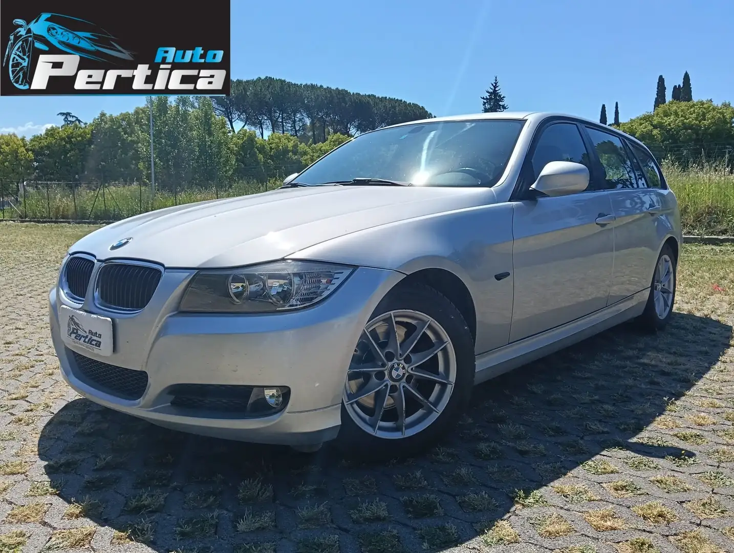 BMW 318 d Touring 2.0 Futura 143cv Full pelle Euro 5A Grigio - 1