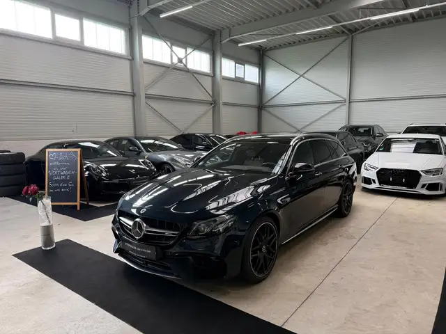 Mercedes-Benz E Class main image
