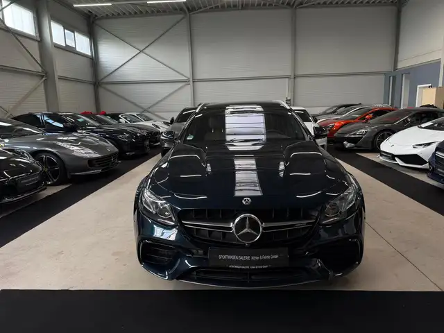 Mercedes-Benz E Class view 15