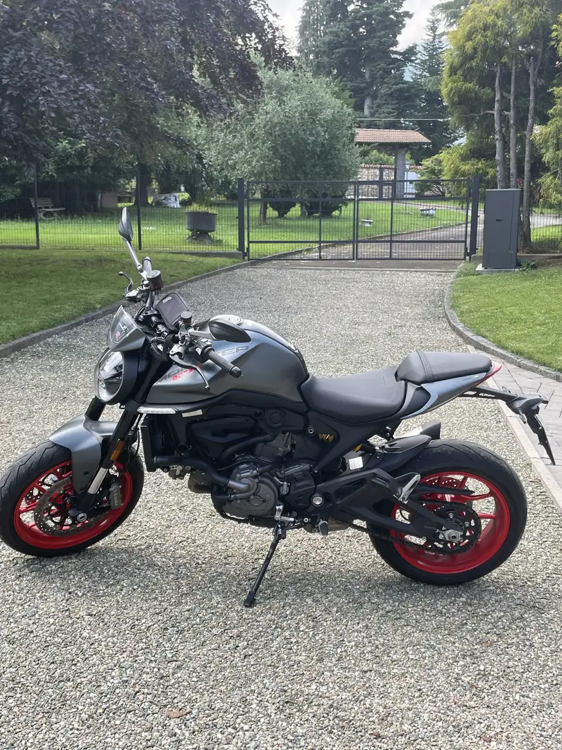 Ducati Monster 937 Plus Gri - 1