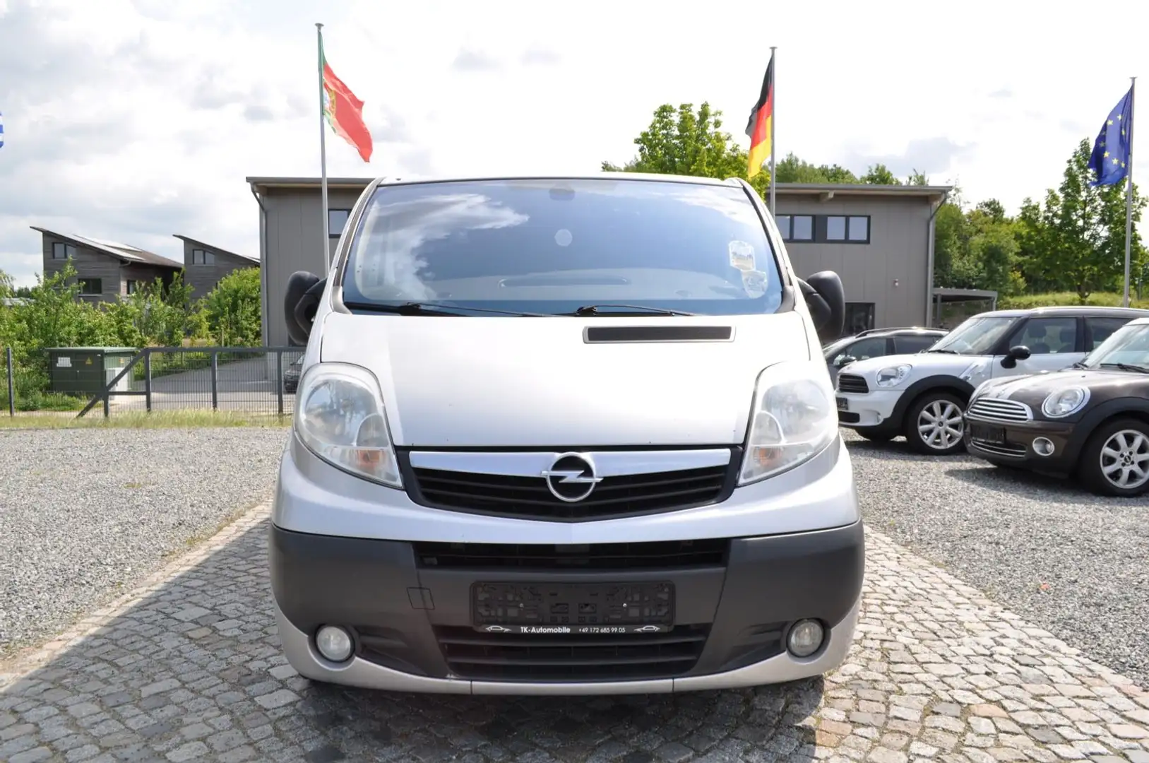 Opel Vivaro Kasten/Kombi L2H1 2,9t/TÜV/AU NEU/9-SITZE Silber - 2