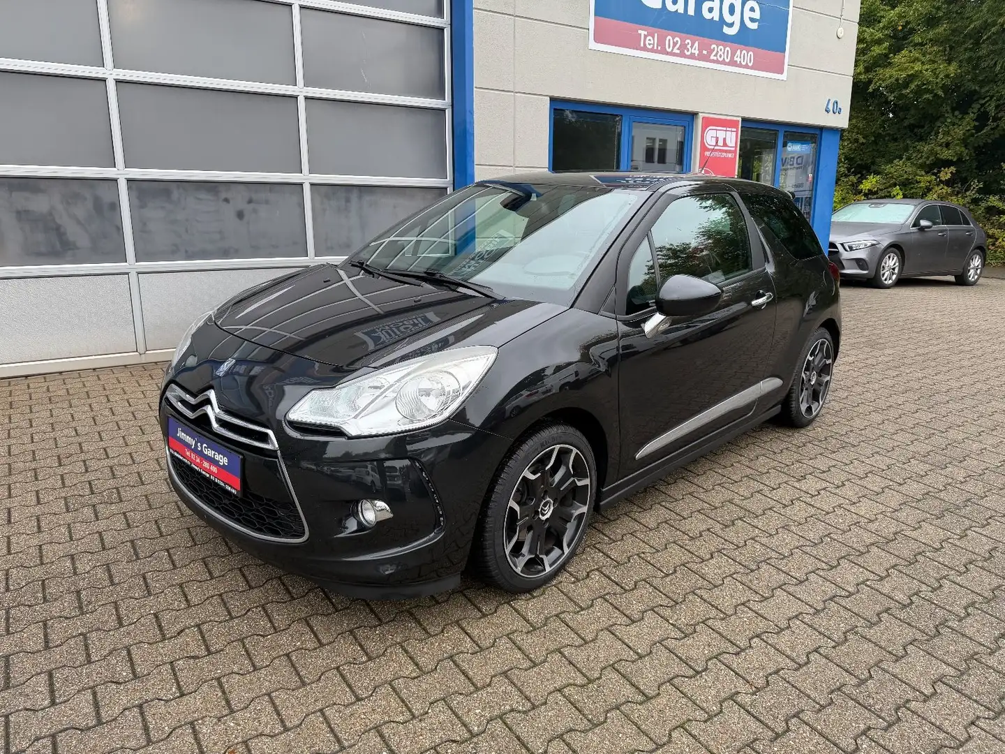 Citroen DS3 SportChic Schwarz - 1