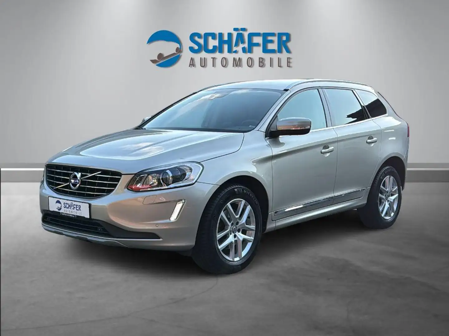 Volvo XC60 D3 Summum #AUT #XEN #NAV #LEDER Braun - 1