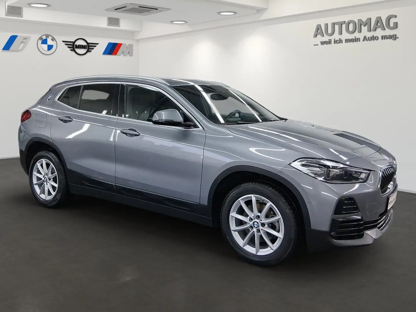 BMW X2 sDrive18i Sportsitz*18-Zoll*LED*Parkassistent Grau - 2