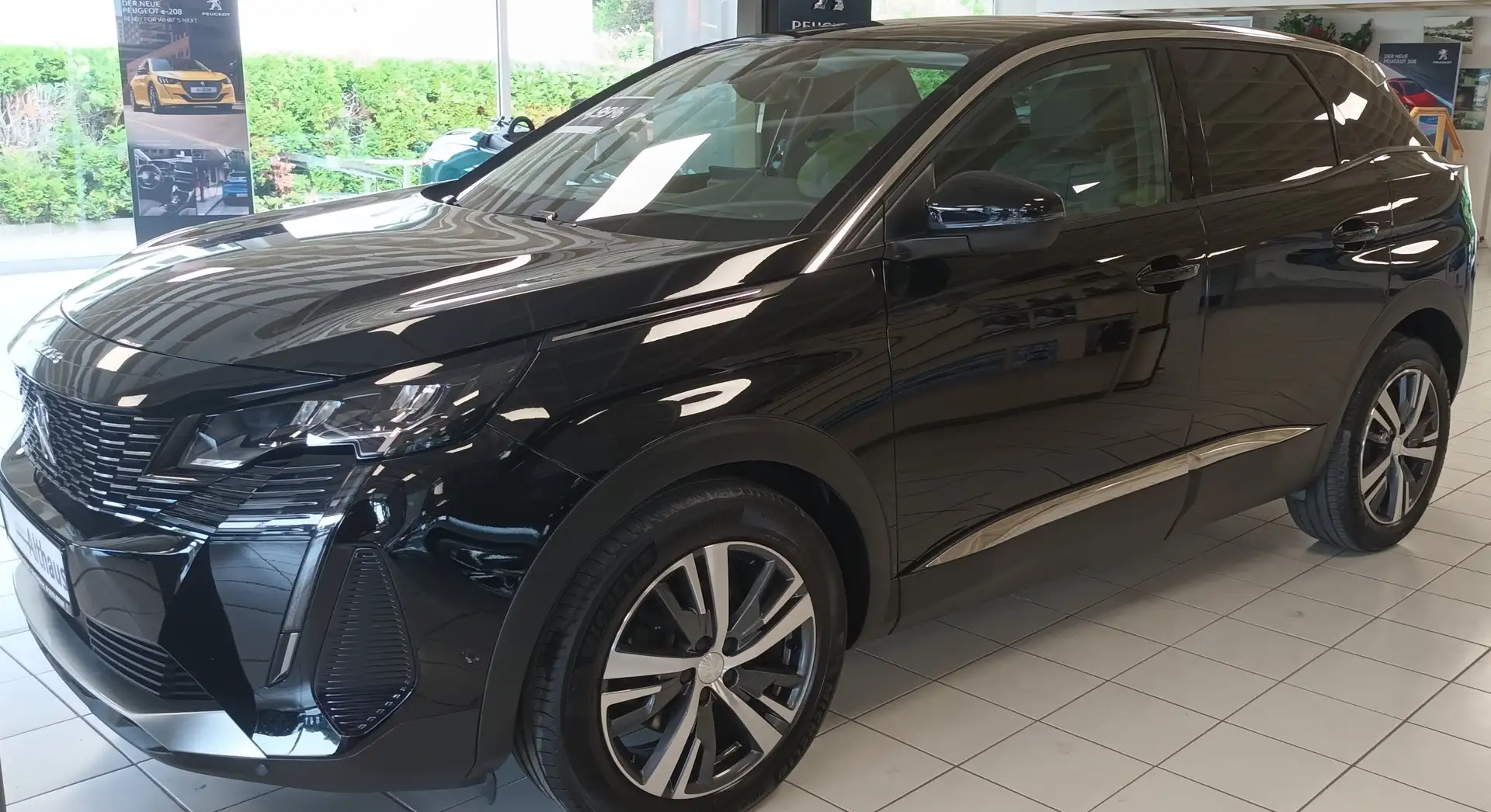 Peugeot 3008 Allure Pack PureTech130 EAT8 Sommer/Winterräder Schwarz - 1