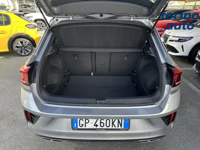Volkswagen T-Roc view 27