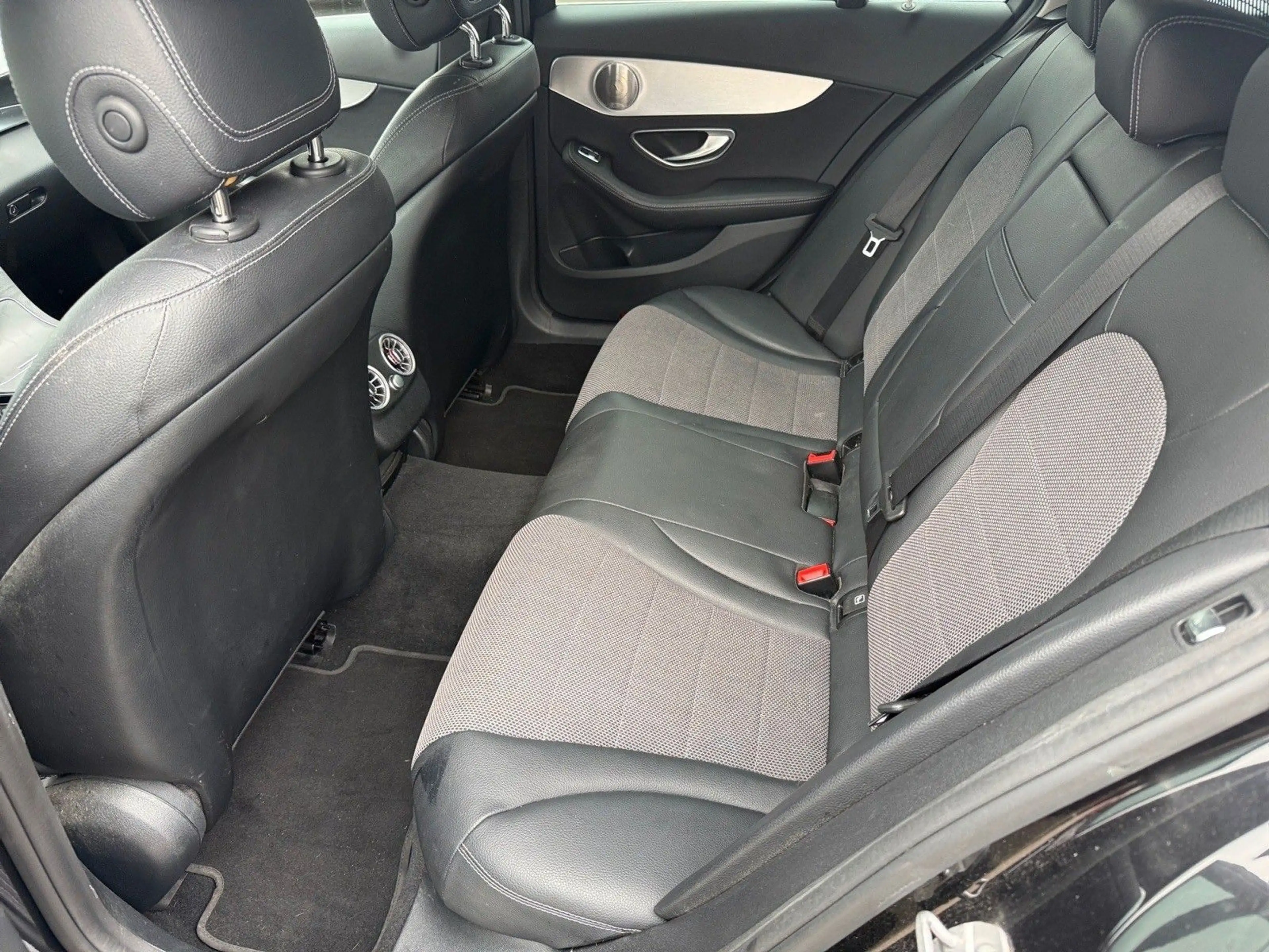 Mercedes-Benz C 220 C T-Modell AMG Line — photo 15