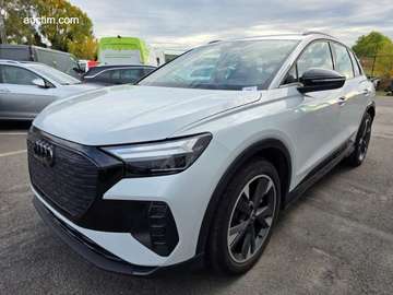 Q4 e-Tron 55 kWh 35 Attraction