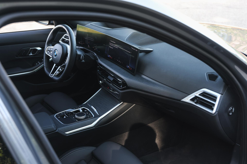 BMW 330 3 Serie Touring 330e M Sport Automaat / Trekhaak / — photo 11