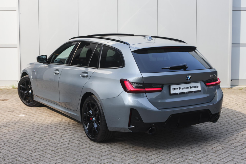 BMW 330 3 Serie Touring 330e M Sport Automaat / Trekhaak / — photo 2