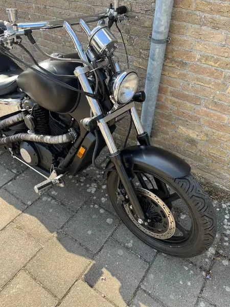 Honda VT 1100 Shadow - foto 2