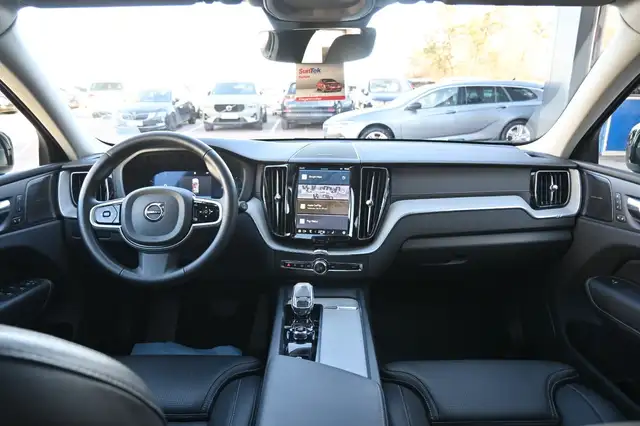 Volvo XC60 view 15