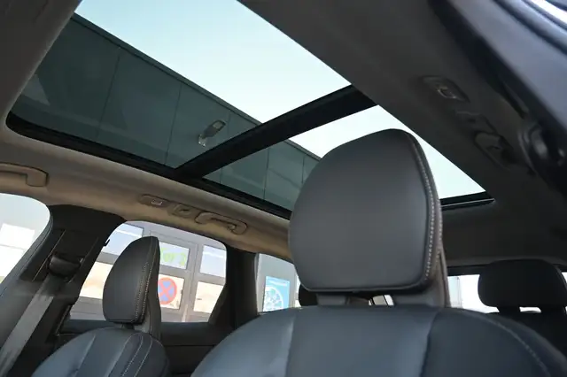 Volvo XC60 view 11