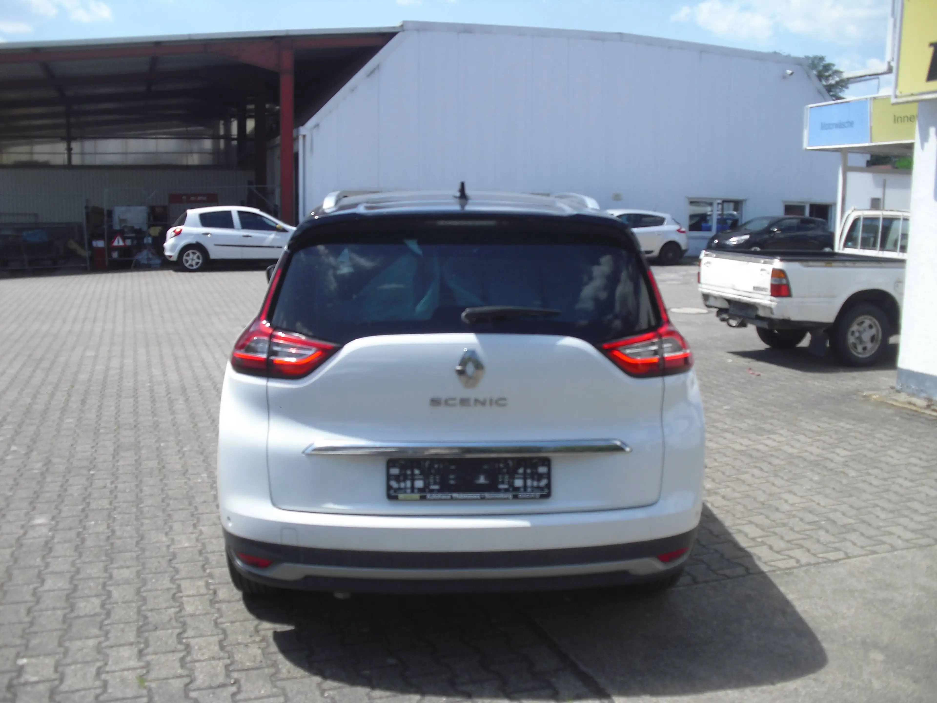 Renault Grand Scenic Scenic TCe 160 GPF EDC BLACK EDITION 7 Sitze ALU BOSE Klima Panorama — photo 7