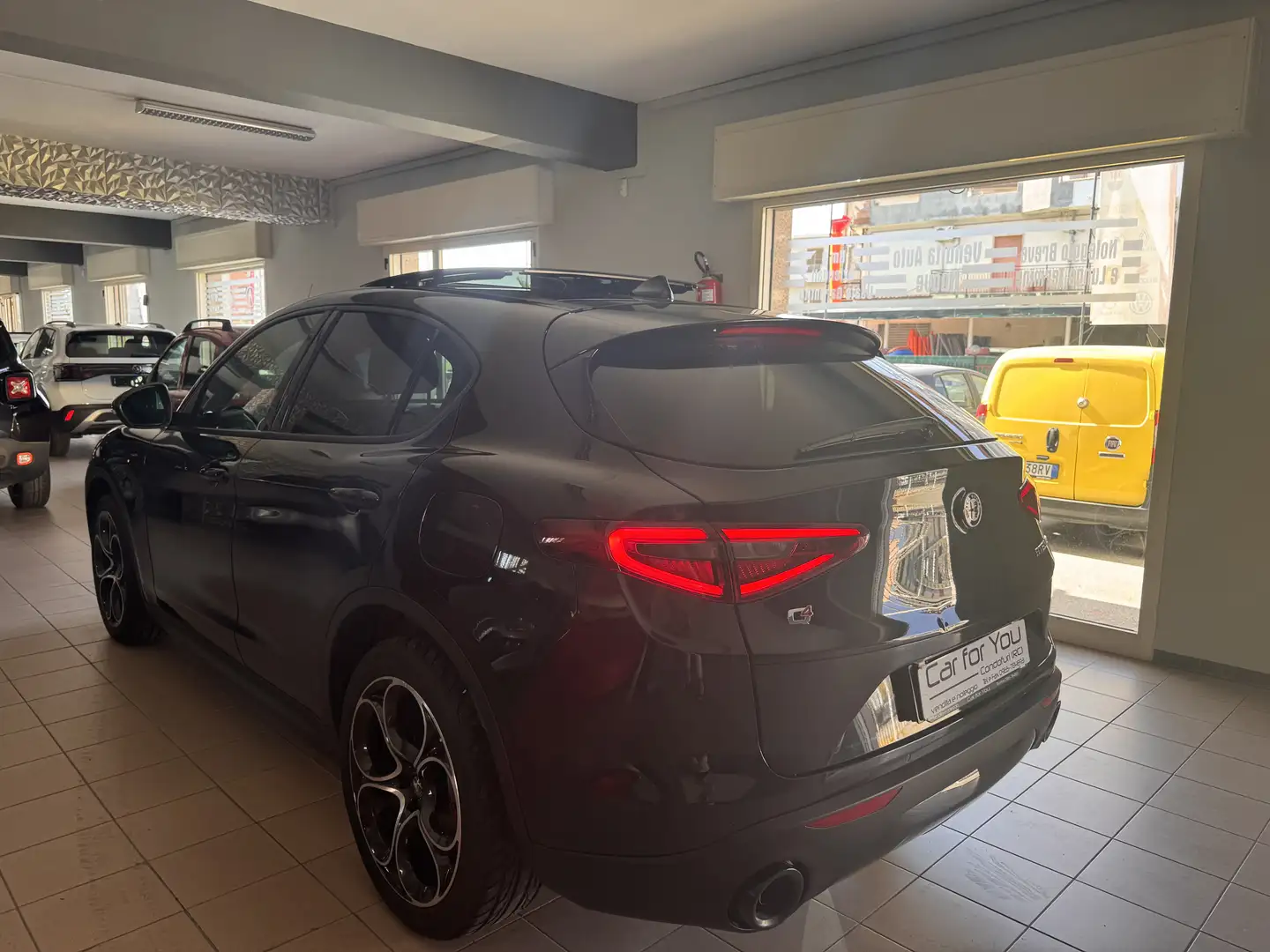 Alfa Romeo Stelvio 2.2 t Sprint Q4 190cv auto Nero - 2