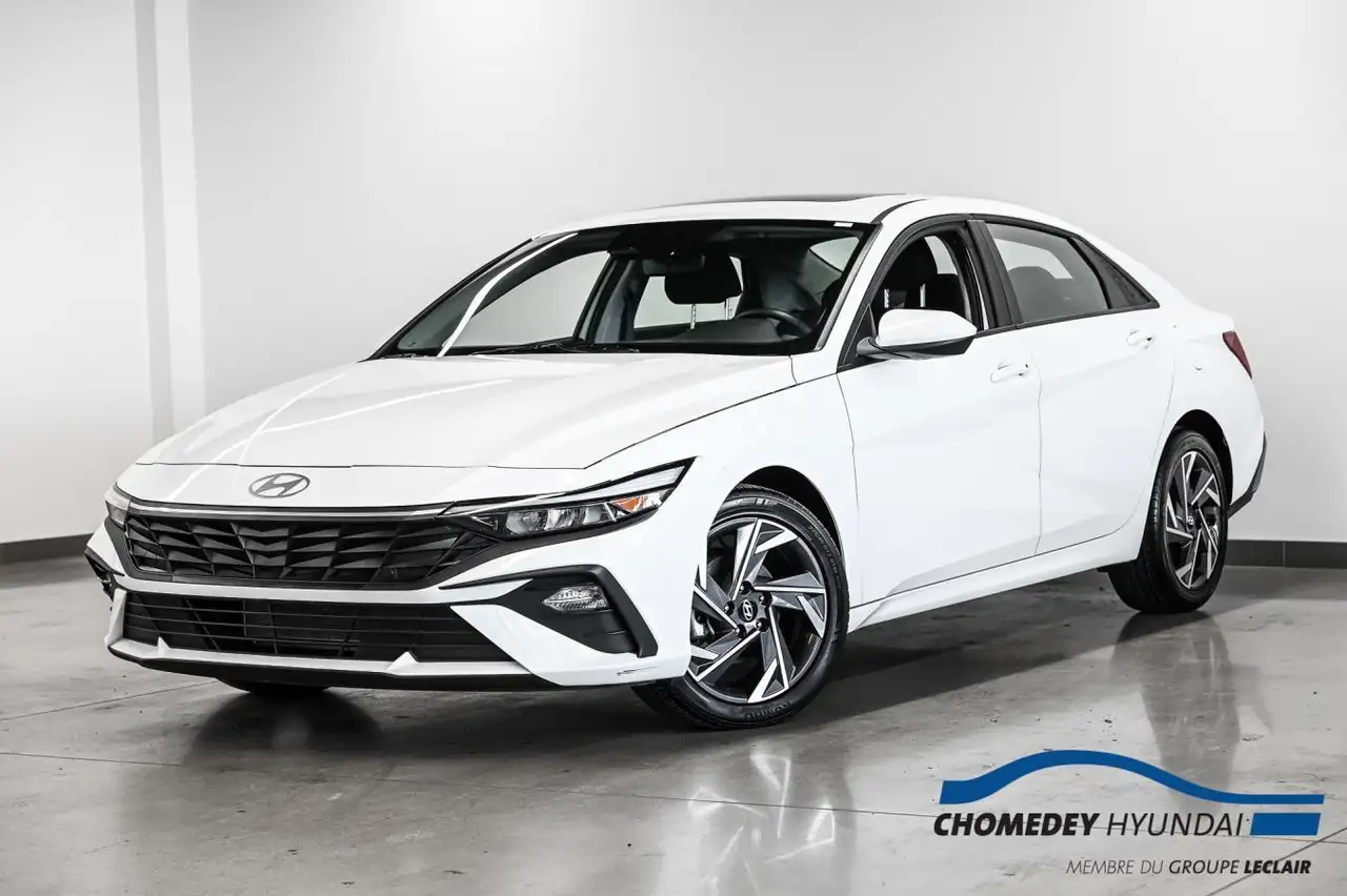 Hyundai ELANTRA photo Hyundai ELANTRA