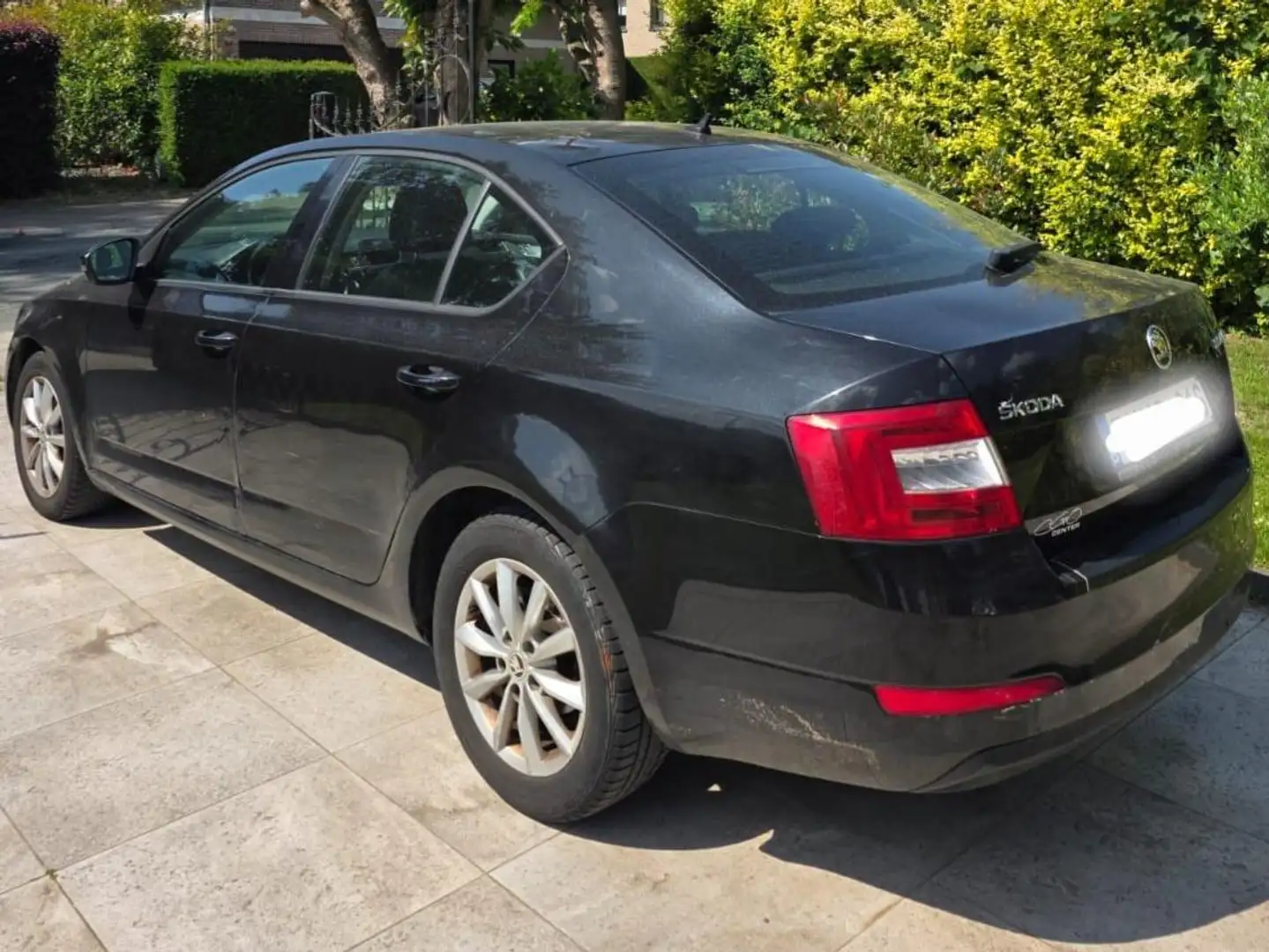 Skoda Octavia Octavia 1.6 CR TDi Style (EU6.2) Noir - 2