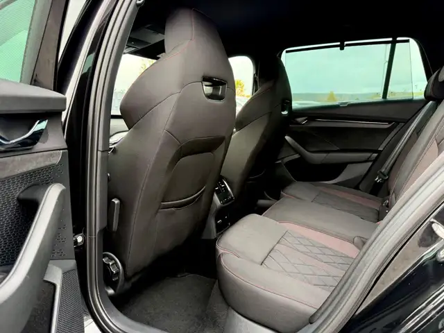 Skoda Octavia view 14