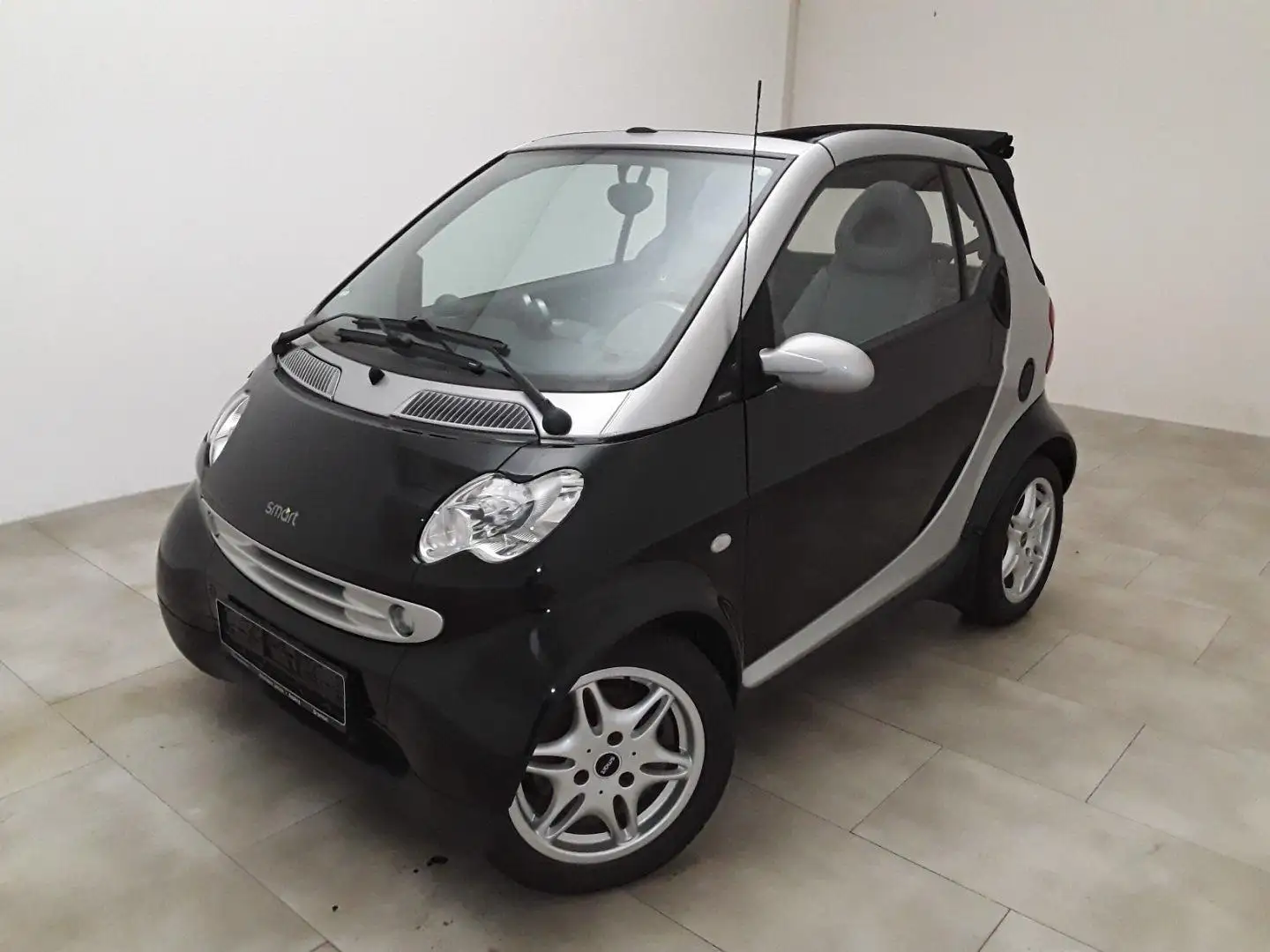 smart forTwo fortow passion Cabrio CDI softtouch *1.Hand* Černá - 2