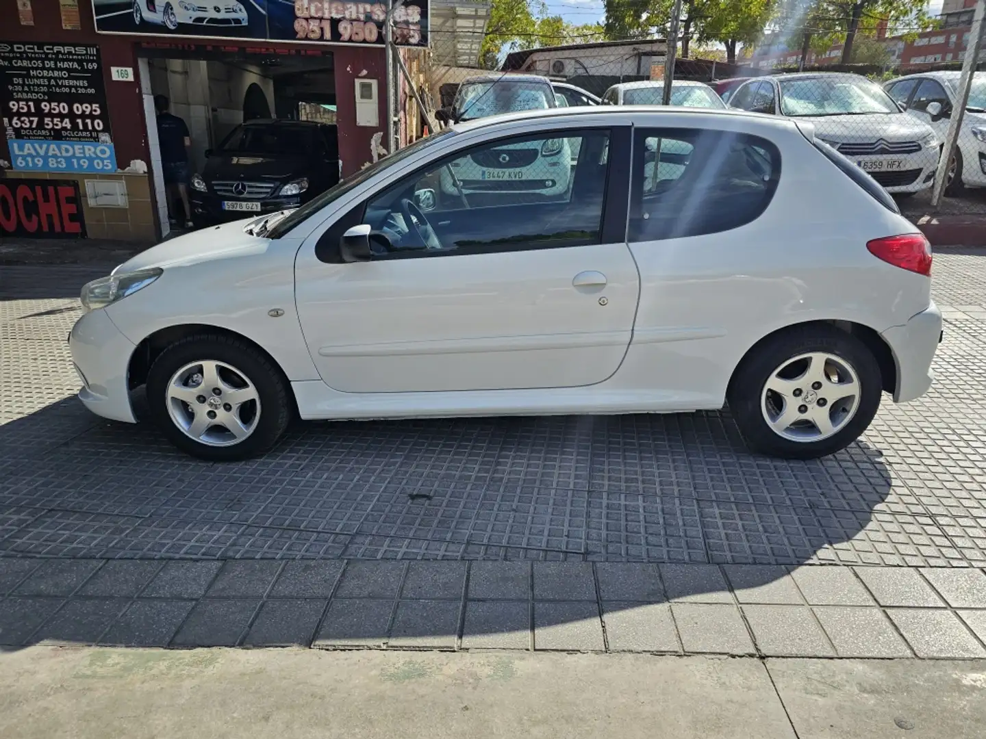 Peugeot 206 206+ 1.1i Wit - 1