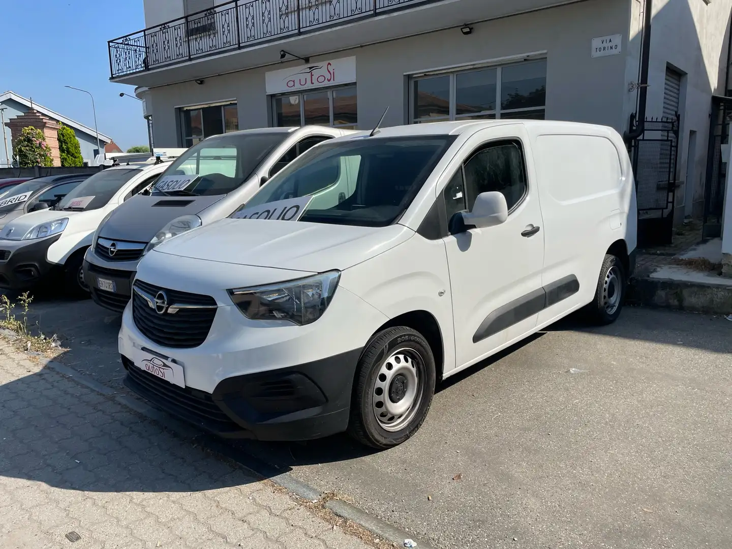 Opel Combo CARGO XL 1.5 DIESEL S&S PL-TN 950KG Blanc - 1