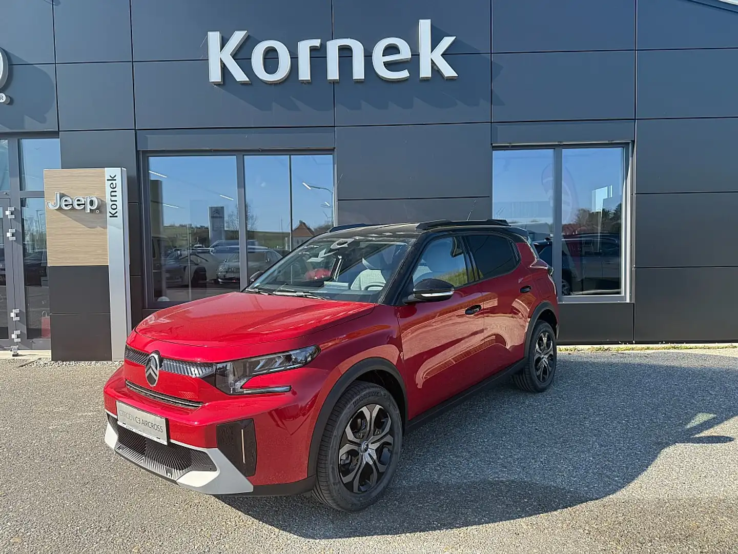 Citroen C3 Aircross Turbo 100 S&S 6-Gang-Manuell Plus inklusive Met... Rot - 1