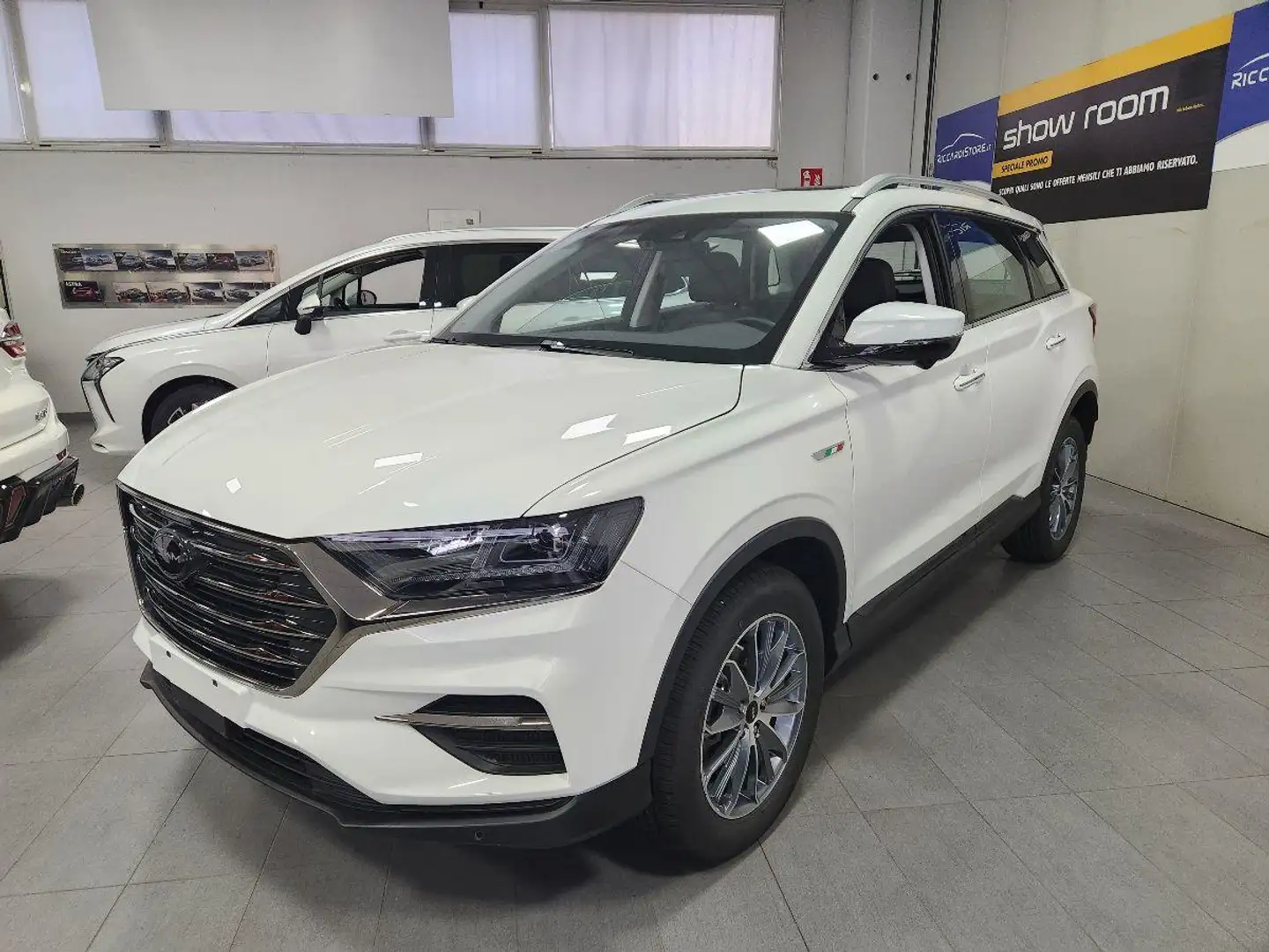 SWM G01 1.5 DCT km0 Bianco - 1